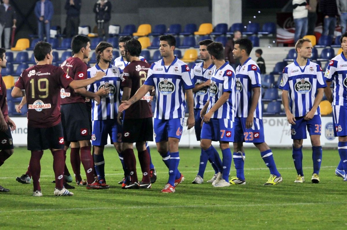Partido entre Pontevedra y Deportivo en el Trofeo Luís Otero del año 2012