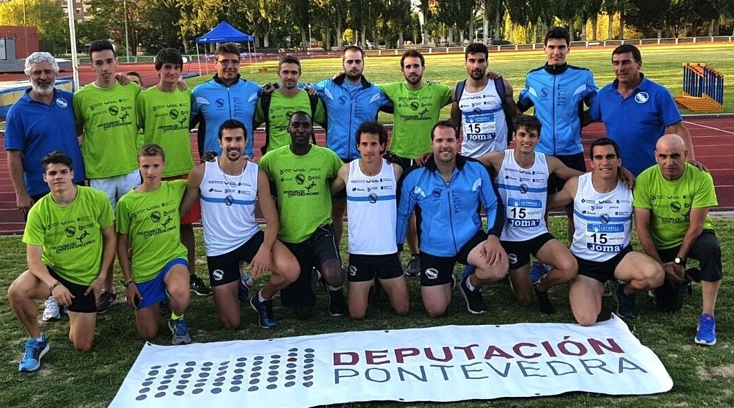 Equipo da Gimnástica na final pola permanencia disputada en Burgos
