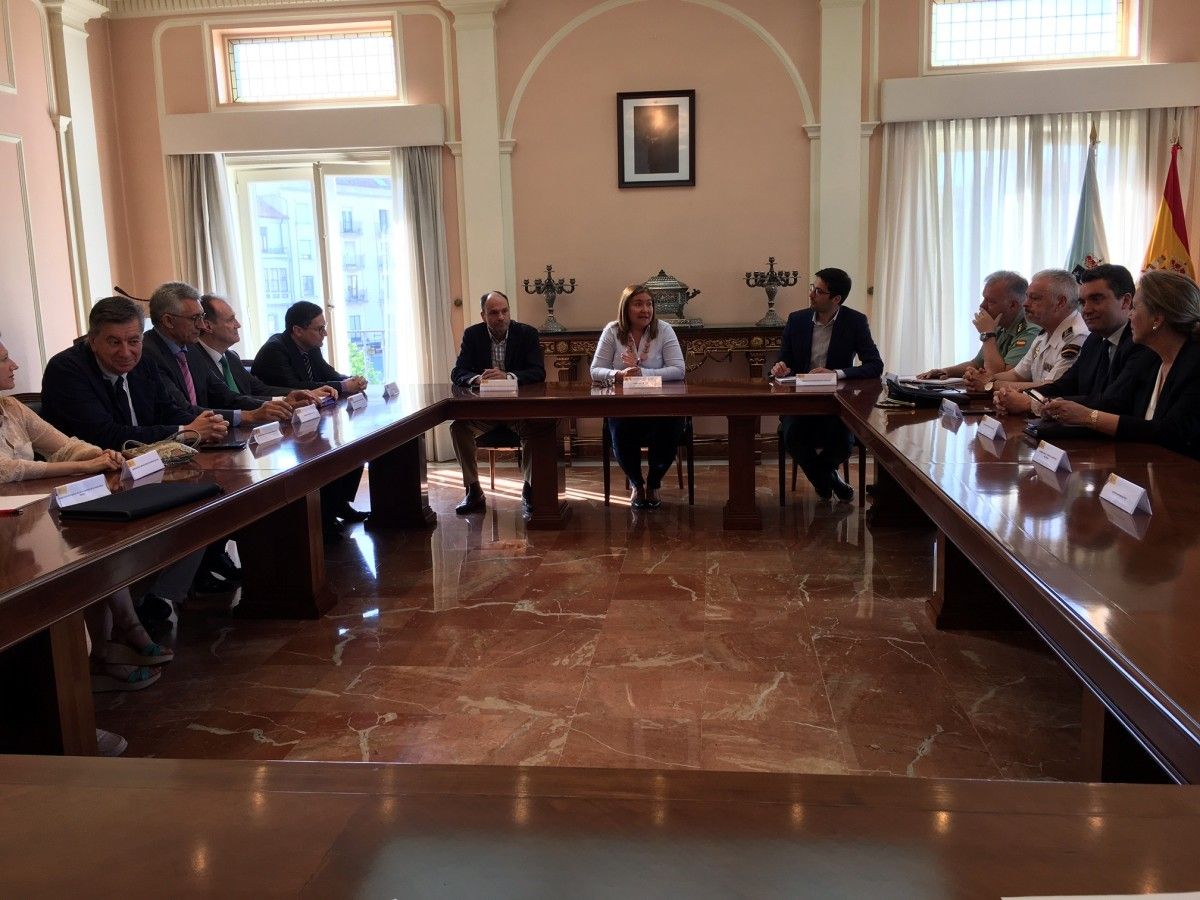 Reunión de los representantes de la Administración del Estado en la provincia