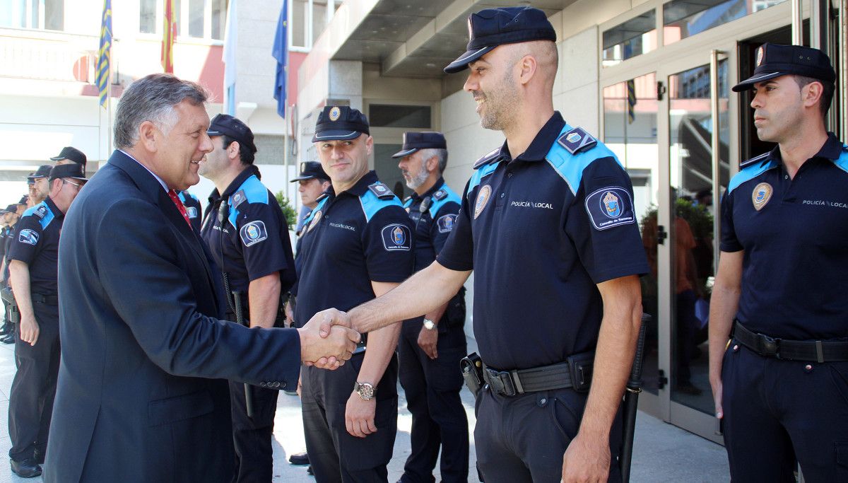 24 novos auxiliares se incorporan á Policía Local de Sanxenxo