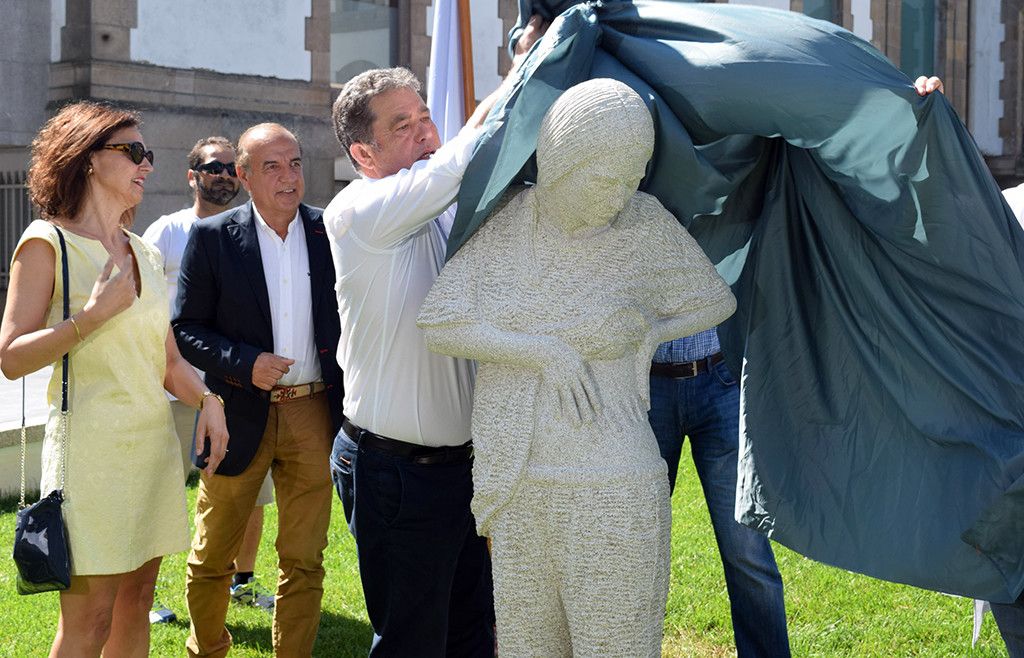 Inauguración do Monumento ao doante