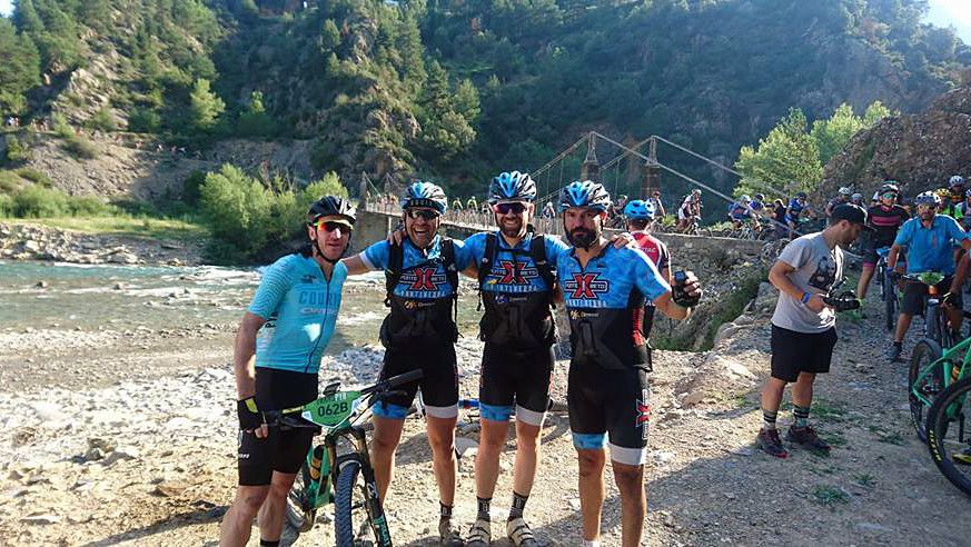 Ciclistas do Ponte1Reto na Transpyr
