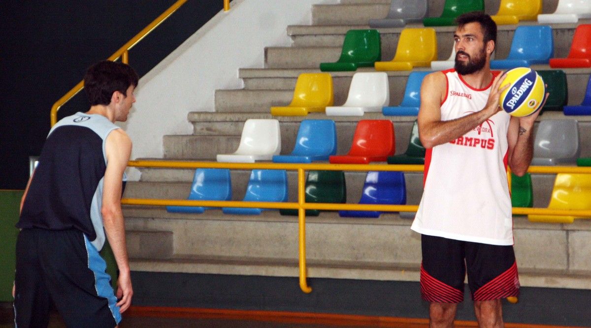 Pierre Oriola visita el Campus Baloncesto Pontevedra 2017