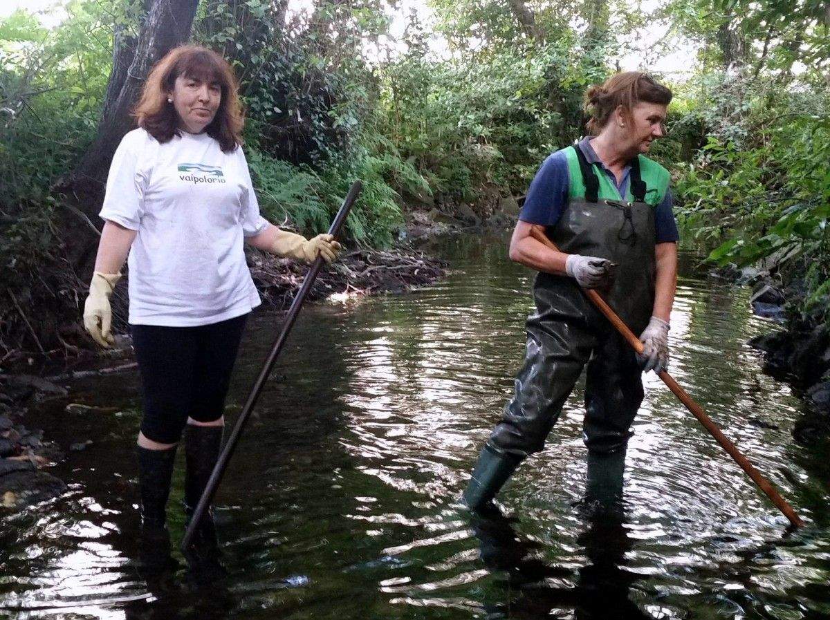 Quinta xornada de limpeza de Vaipolorío no río dos Gafos 2017