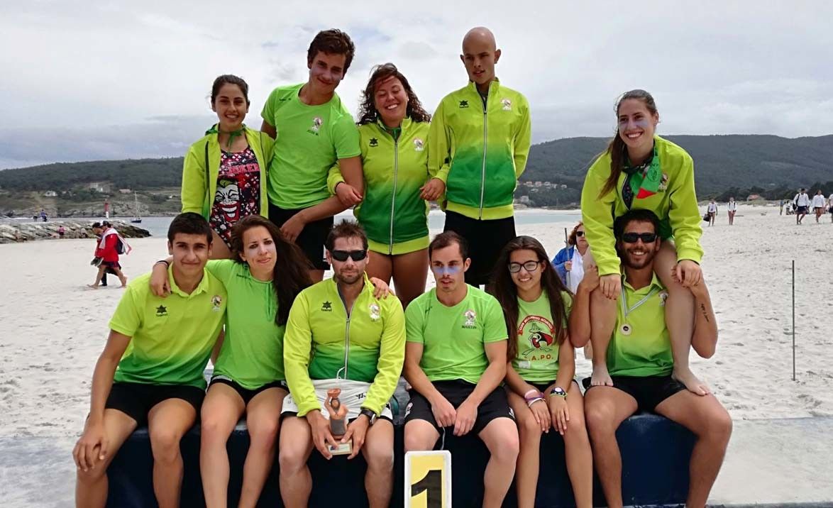Equipo absoluto del Club Sapo en el campeonato gallego de salvamento deportivo