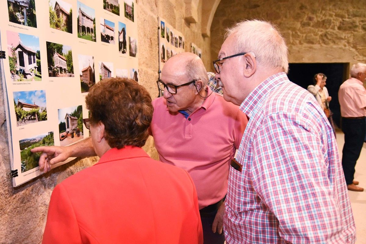 Cedofeita recolle nunha exposición os hórreos da parroquia de Lérez
