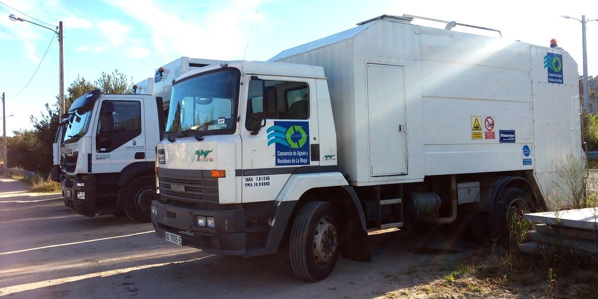 Camiones de recogida de basura en Poio