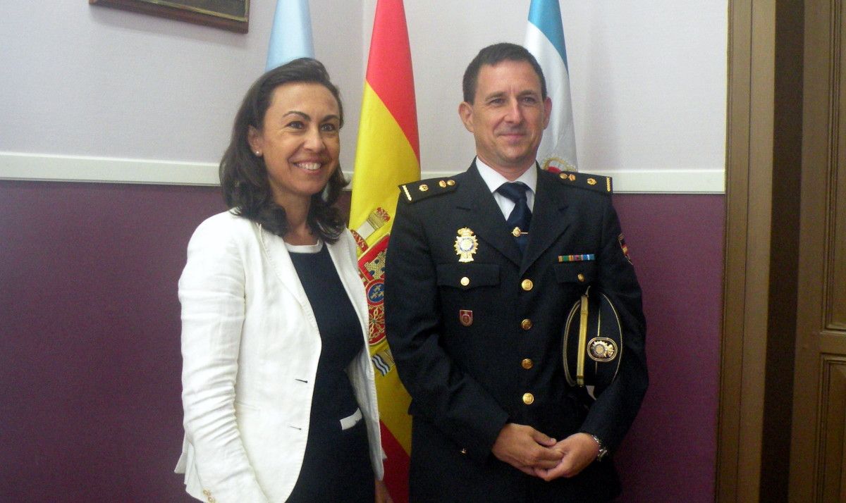 María Ramallo y el inspector jefe de la Policía Nacional Juan José Diaz