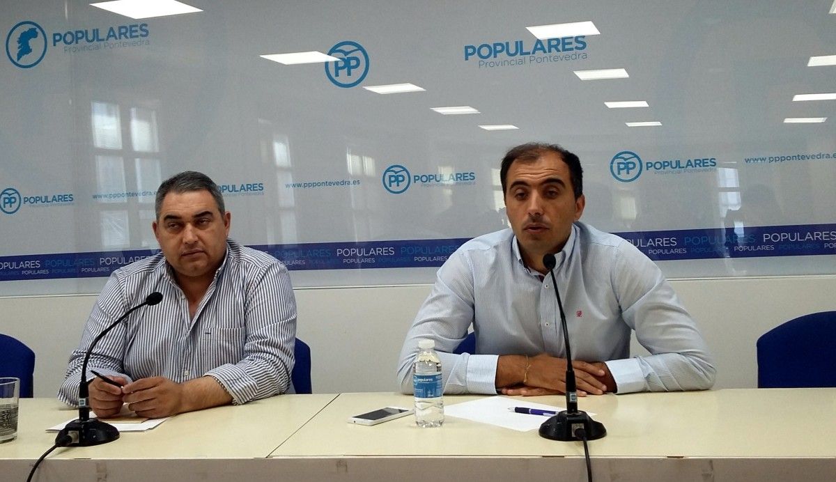Luis Aragunde y Ángel Moldes, en la sede del PP provincial