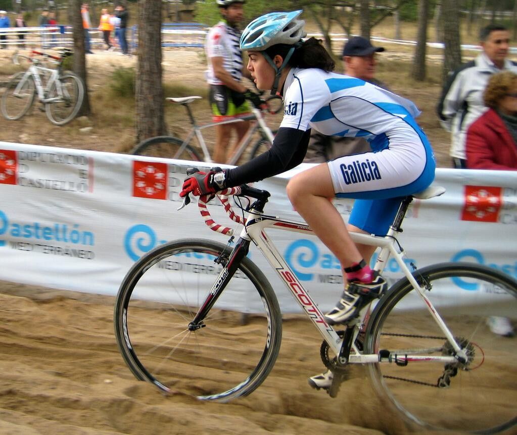 Irene Trabazo, durante a súa participación no Campionato de España de ciclocrós 2013