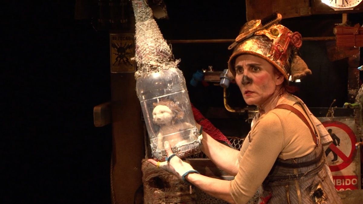 Una de las escenas de "Una niña", de la compañía andaluza La Rous