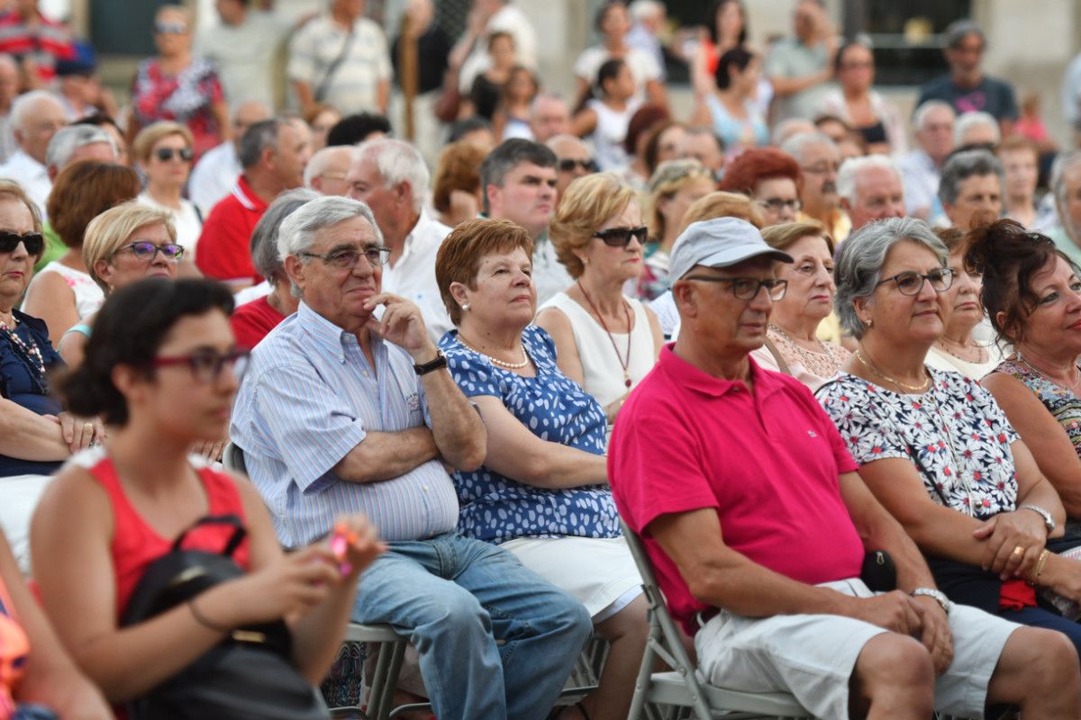 Concerto de Oquestrada na praza da Ferrería