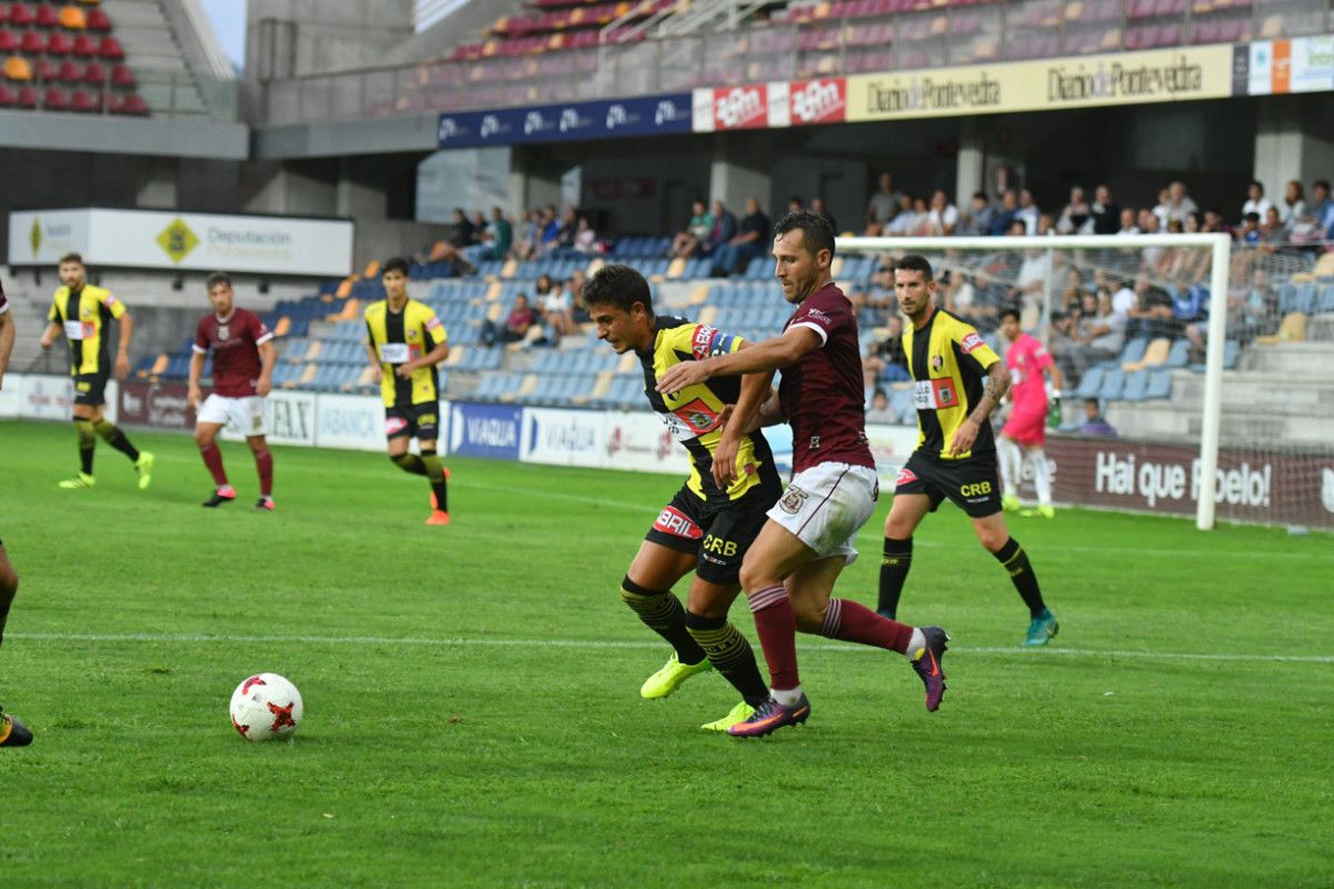 Partido entre Pontevedra e Rápido de Bouzas en Pasarón