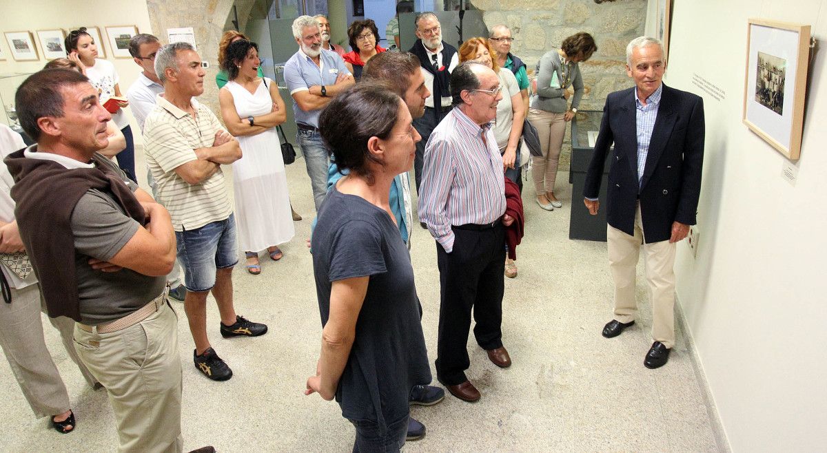 Inauguración da exposición fotográfica polo 90 aniversario da Gimnástica
