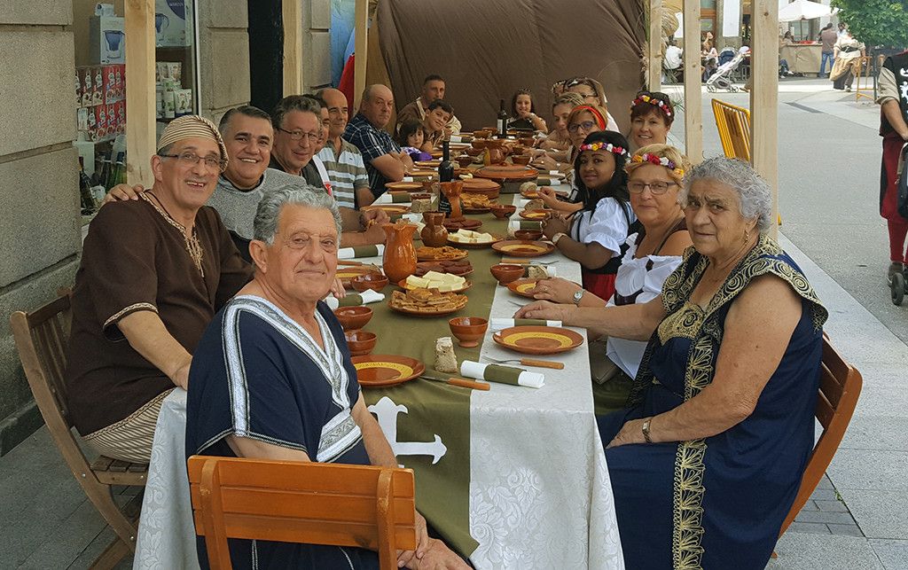Xantares na rúa na Feira Franca Xantares na rúa na Feira Franca