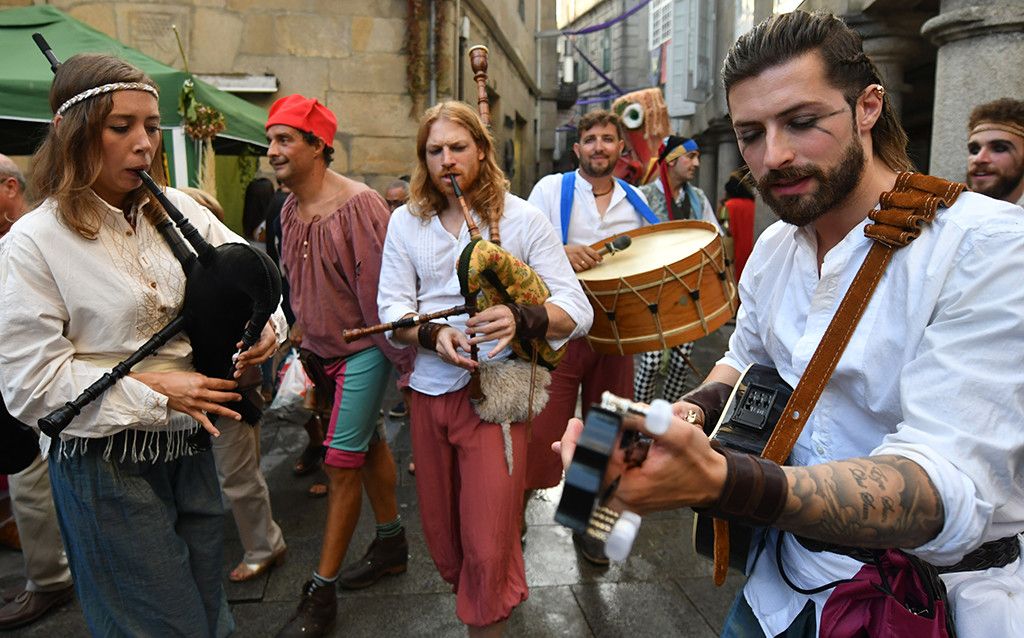 Ambiente na rúa na Feira Franca Ambiente na rúa na Feira Franca