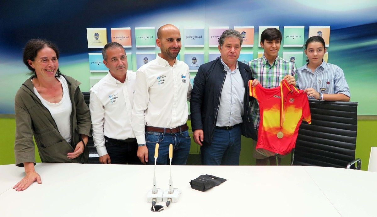 Recepción no Concello ao ciclista Guillermo García