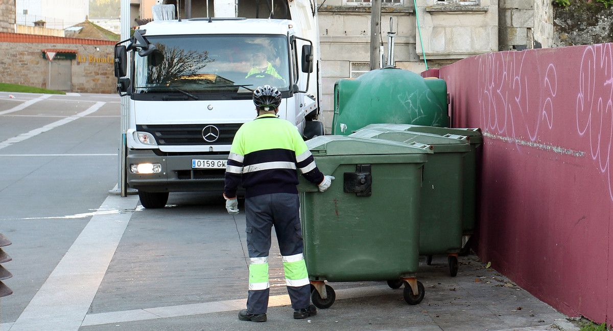 Traballadores do servizo de limpeza e recollida do lixo