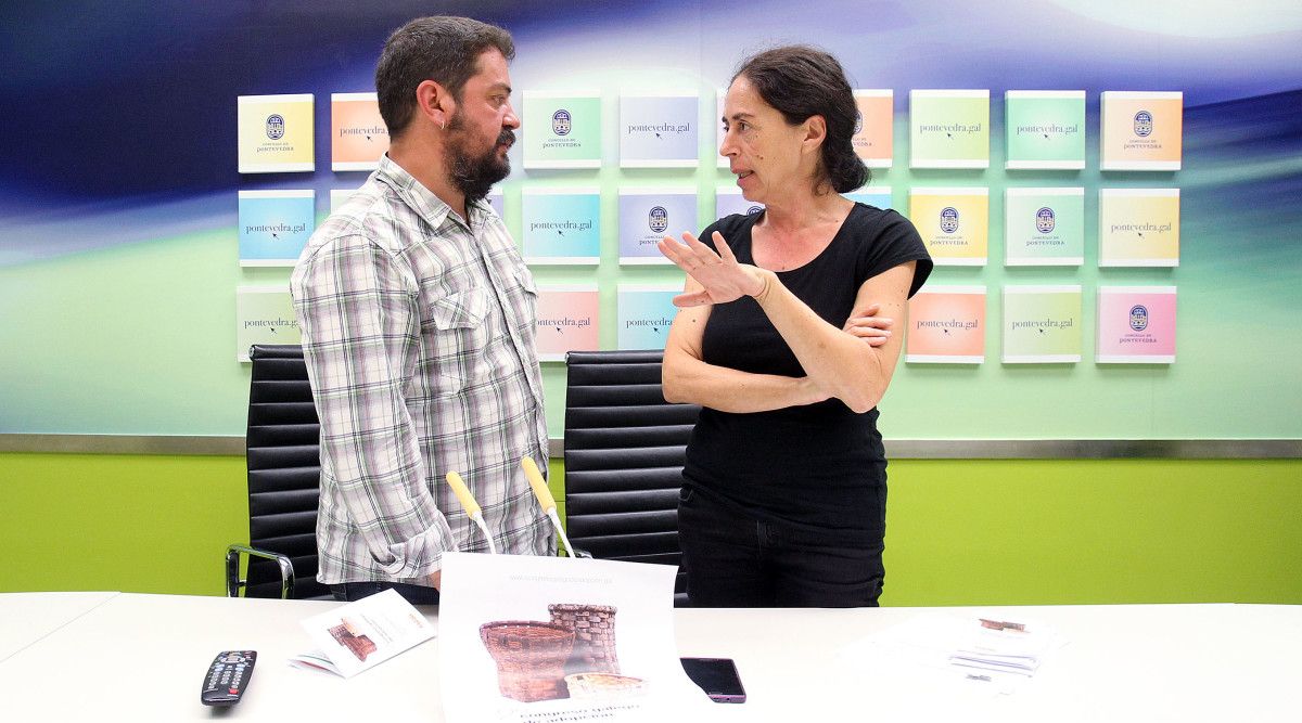 Antón Mouriz e Anxos Riveiro presentan o 2º Congreso Galego de Adopción