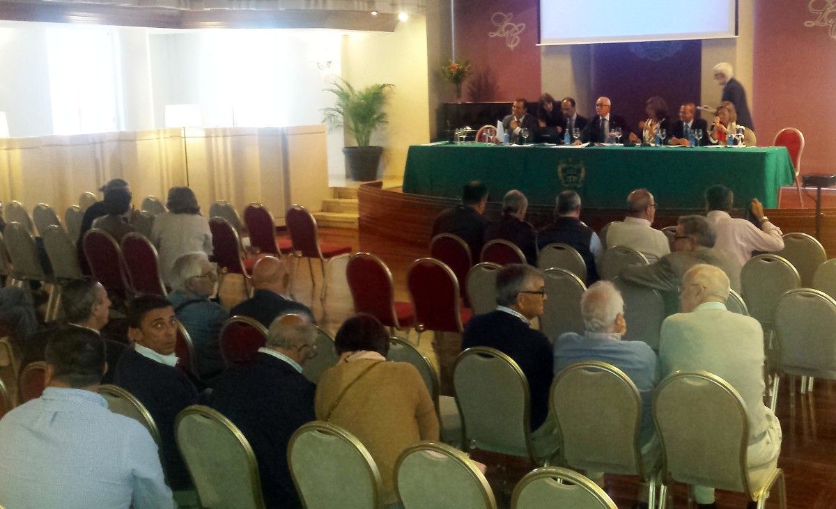Asemblea de socios do Liceo Casino