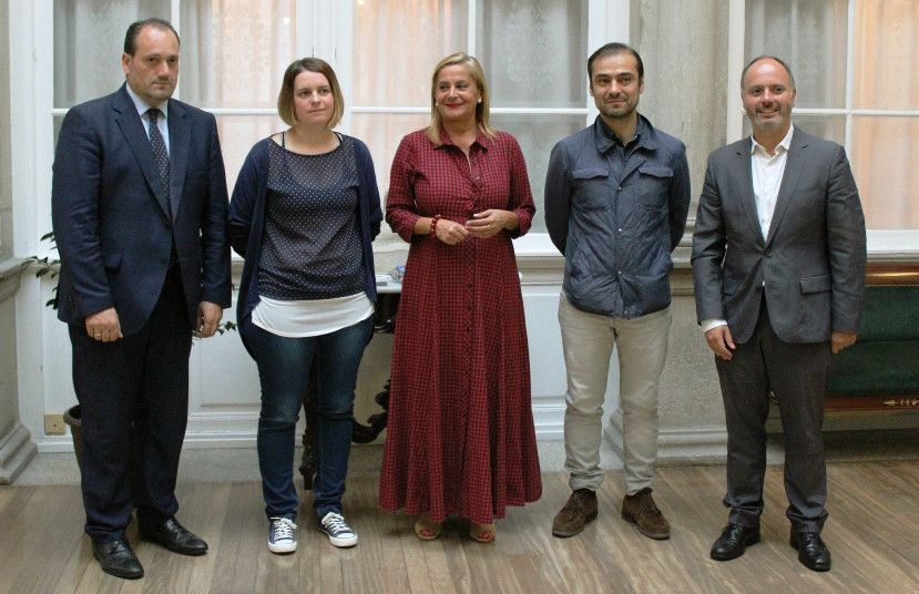 A presidenta da Deputación asinou convenios cos novos viveiristas