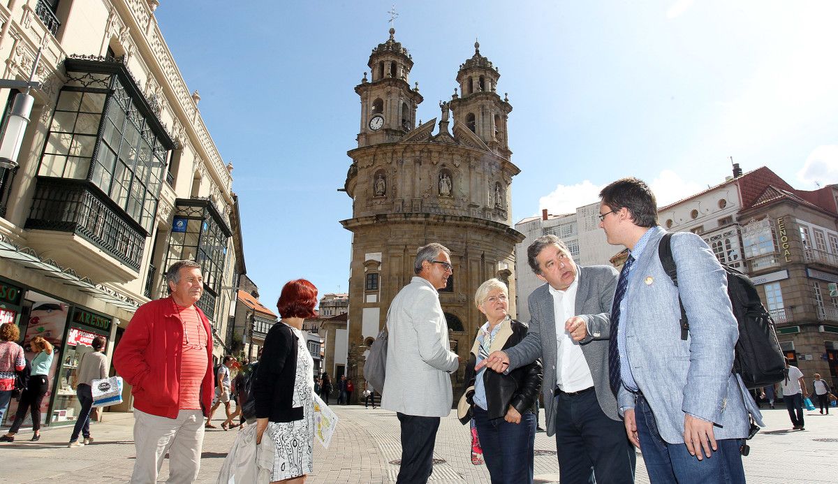 Edís de Ganemos Salamanca visitando Pontevedra con Miguel Anxo Fernández Lores
