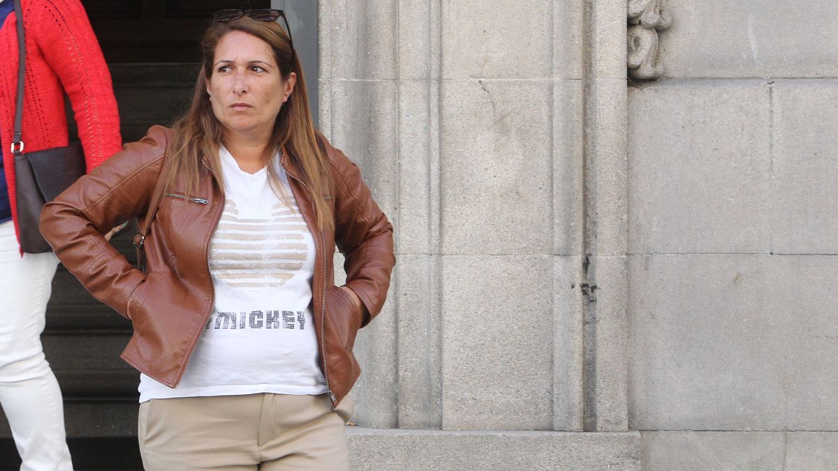 Rosa Charlín, á saída da Audiencia Provincial de Pontevedra