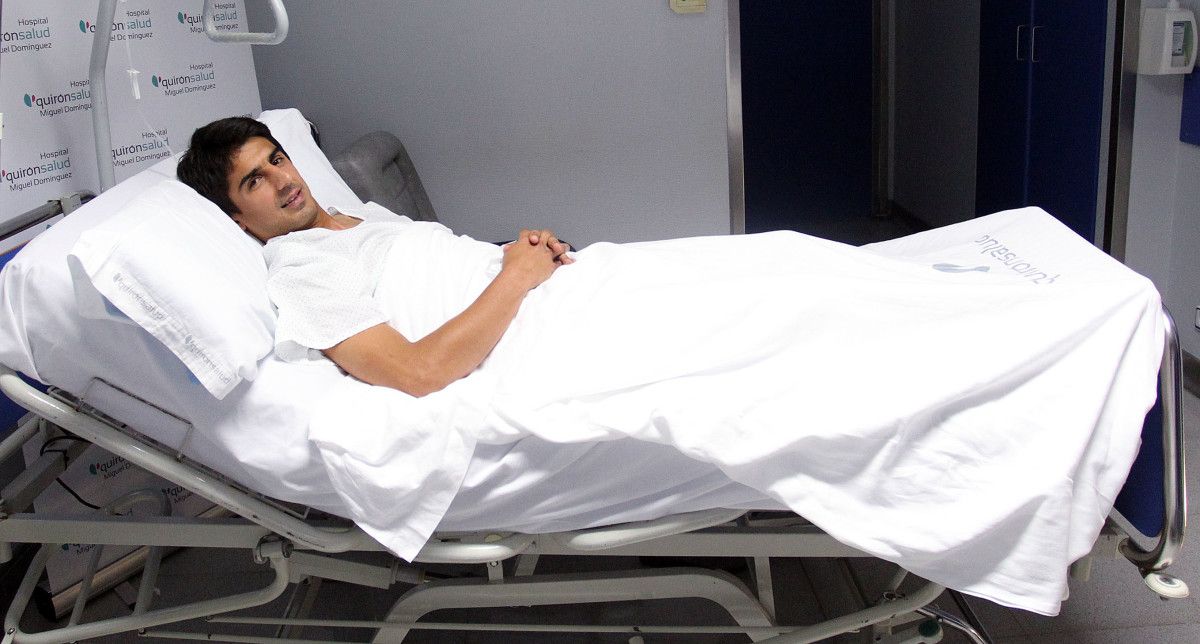 Jimmy, tras ser operado no Hospital QuirónSalud Miguel Domínguez