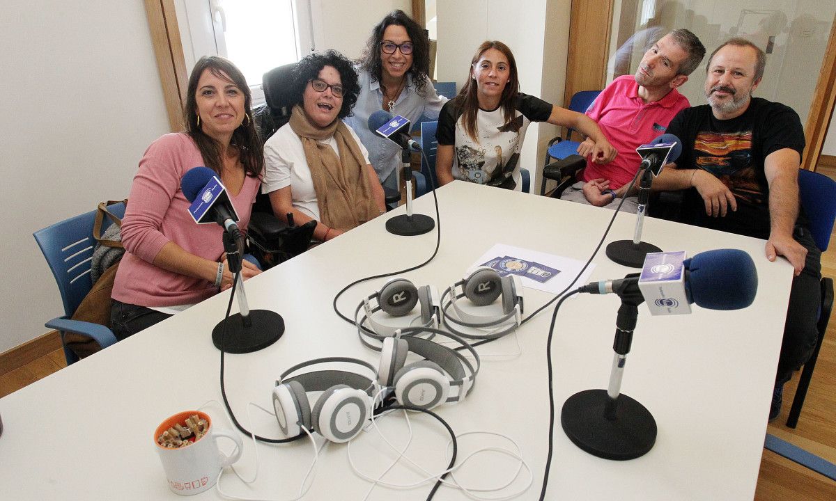 Usuarios e técnicos de Amencer nas Conversas na Ferrería