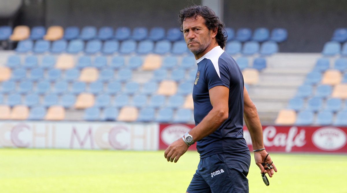 Luisito, nun adestramento en Pasarón