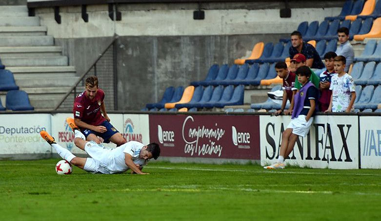 Partido entre Pontevedra e Real Madrid Castilla