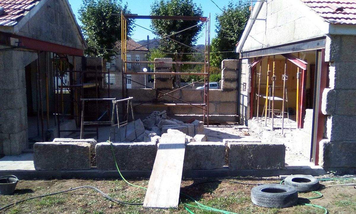 Obras de ampliación da Casa do Pobo de Augasantas