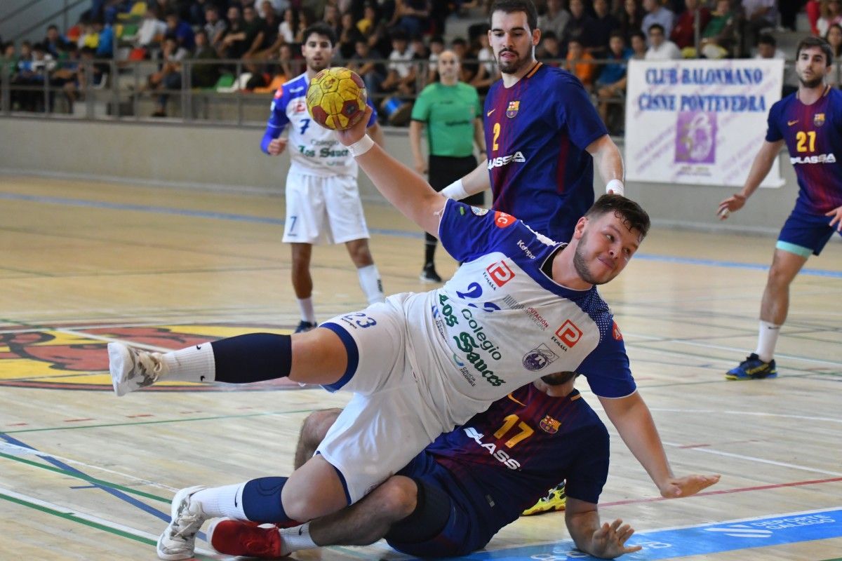 Daniel Ramos, no partido entre Cisne e Barcelona B no CGTD