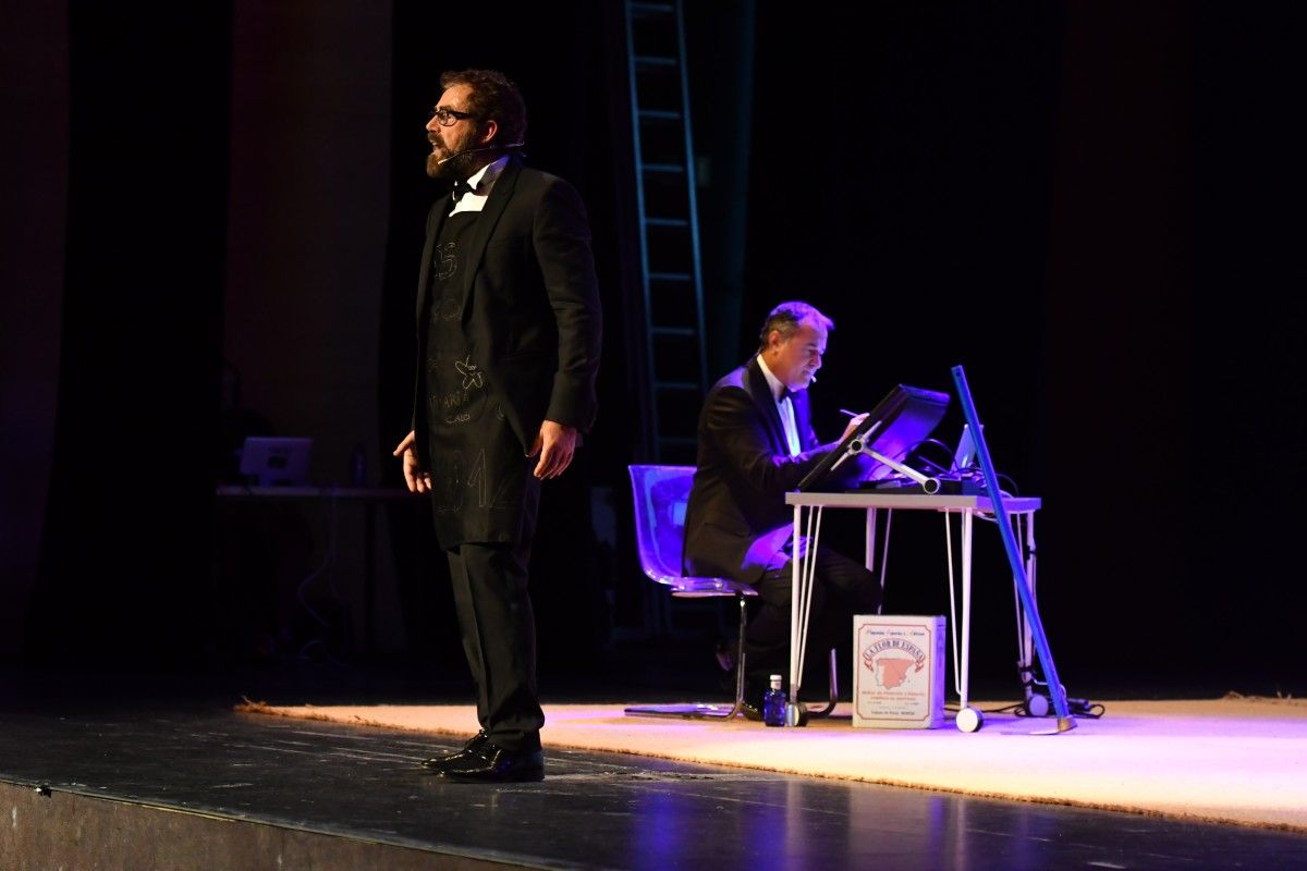 Carlos Blanco e Luís Davila protagonizan 'Menú da Noite' no Pazo da Cultura