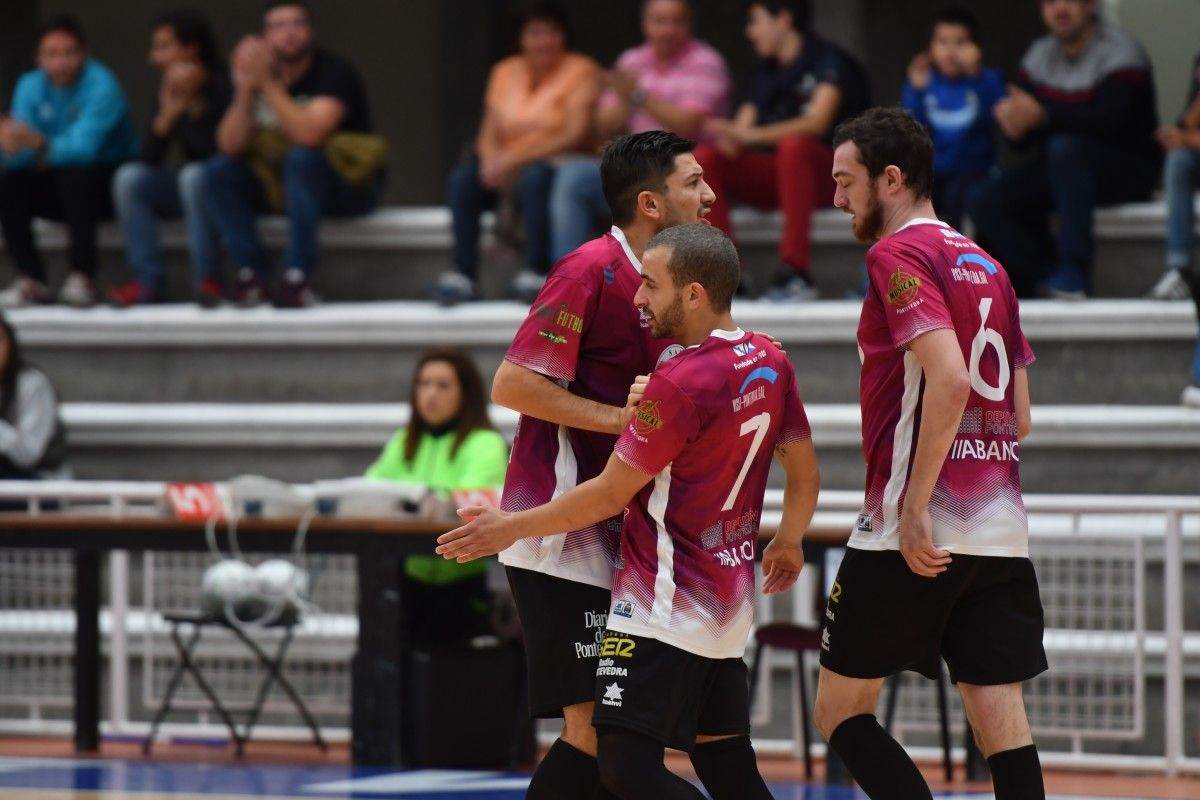 Partido entre Leis Pontevedra y Atlético Benavente