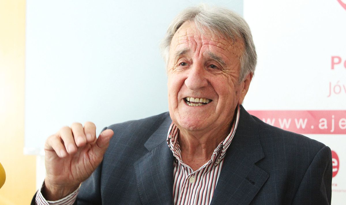 Edelmiro Cuiña, de Autocares Rías Baixas, premio de honra de AJE Pontevedra