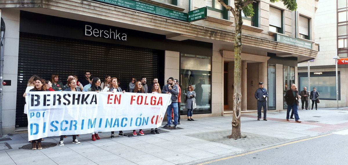 Concentración de trabajadoras de Bershka