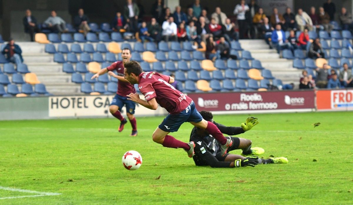 Partido entre Pontevedra e Farbil en Pasarón
