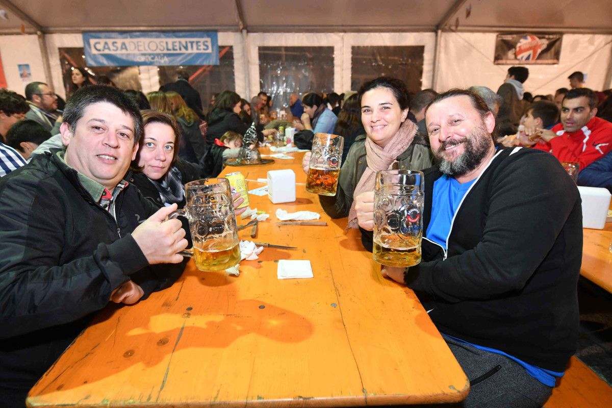 Outubrofest en la plaza del Teucro