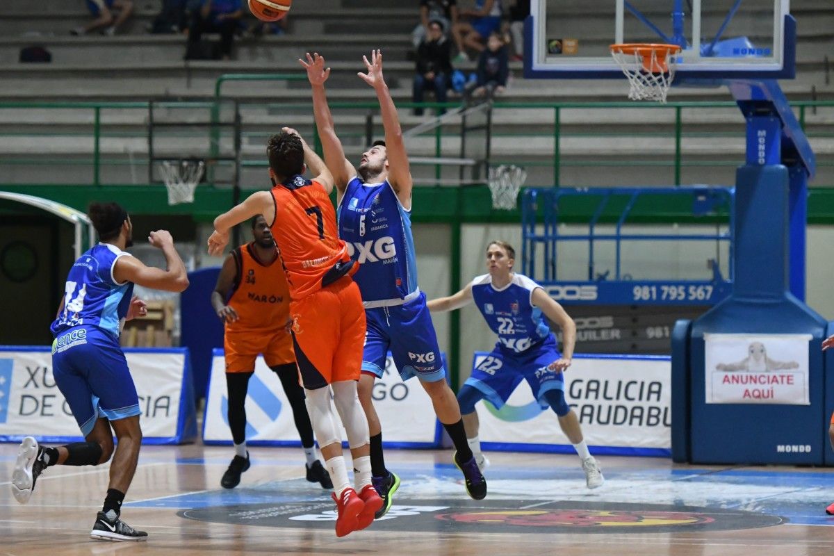 Partido do Peixe Galego ante o Baloncesto Narón
