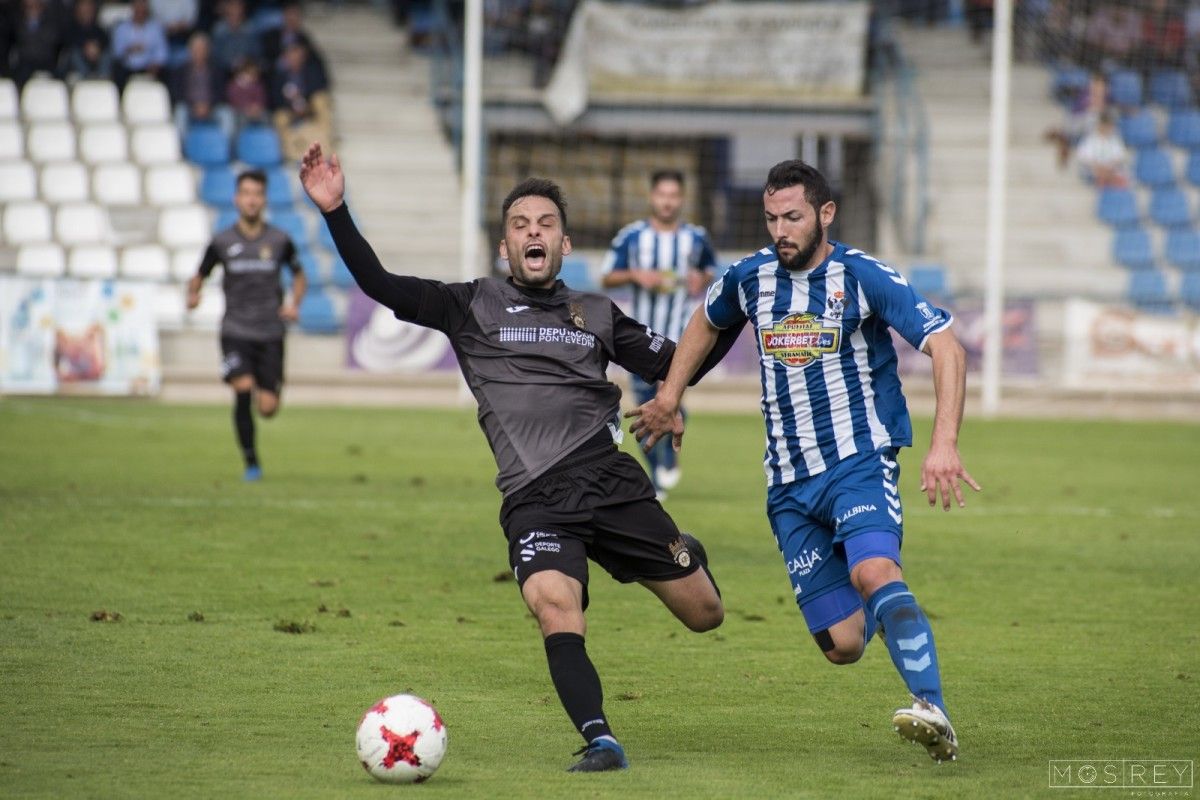 Marcos Álvarez, en elpartido entre Pontevedra y Talavera