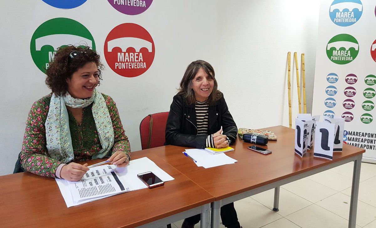 La viceportavoz de En Marea, Ana Seijas, y la coordinadora de Marea Pontevedra, Peque González