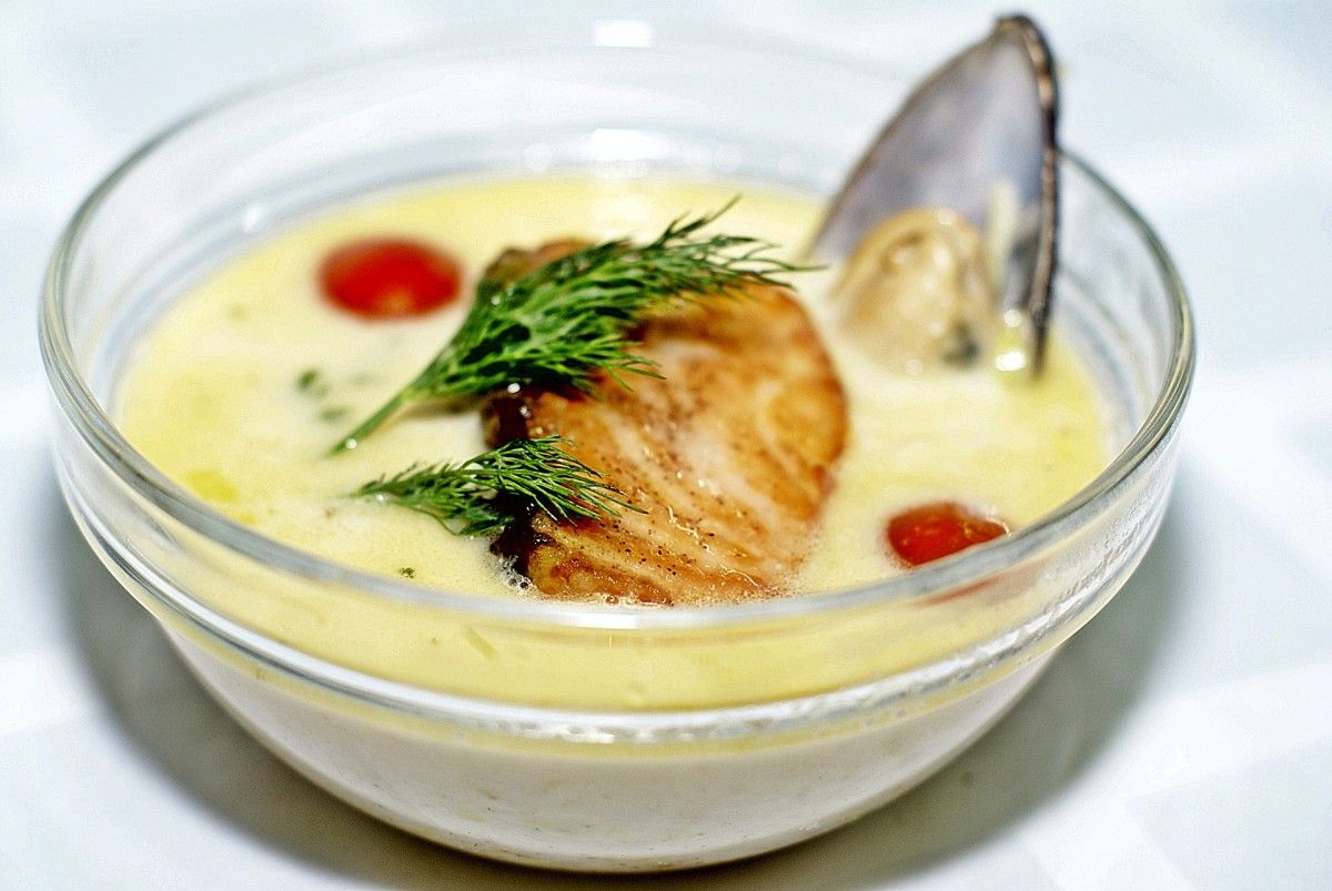 Crema de mexillóns con peixe