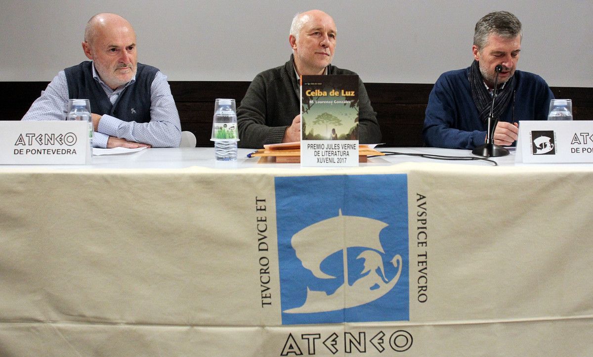 Presentación de 'Ceiba de luz', de Manuel Lourenzo González