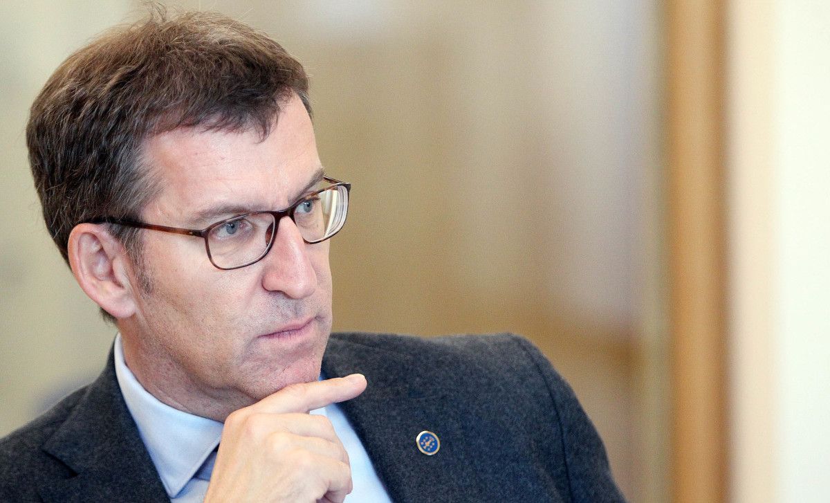 Alberto Núñez Feijóo, en una entrevista en PontevedraViva Radio