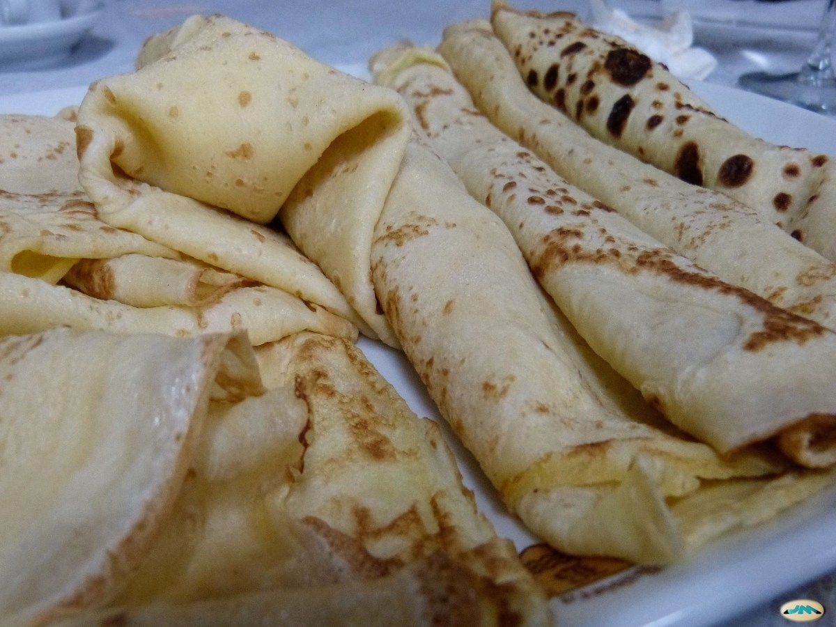 Filloas, doce típico do Entroido