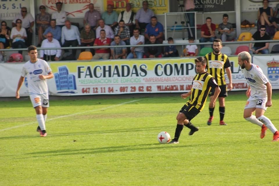 Partido entre Ribadumia e Ourense CF na Senra