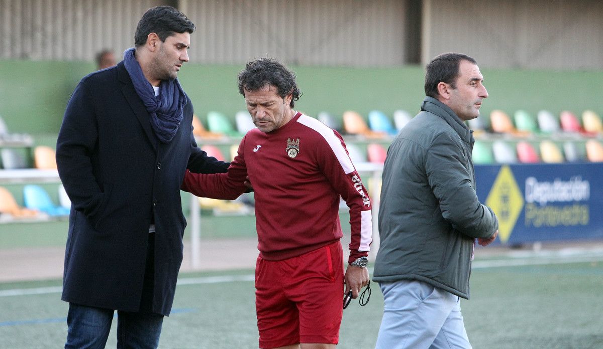 Roberto Feáns, Luisito y Manuel Ruibal en un entrenamiento del Pontevedra