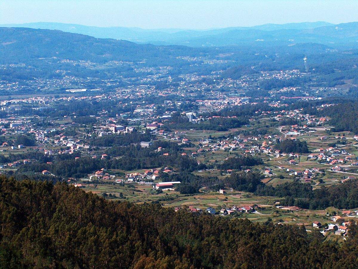 Vista do rural pontevedrés desde o monte da Fracha
