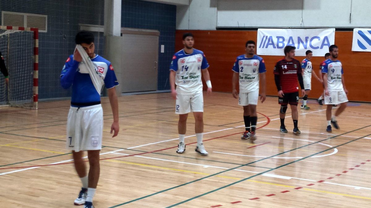 Partido del Memorial Manuel Luaces entre el Club Cisne y el Balonmano Lalín